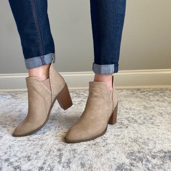 NIB - taupe colored ankle bootie - Picture 3 of 5